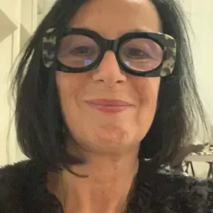 Femme de ménage, très soignée 