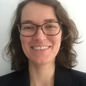 Chercher 1 enfant à l'école et l'accompagner à la maison