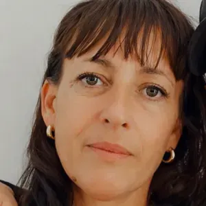 Aide à Domicile , employée polyvalente