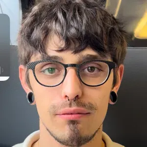 Auxiliaire de vie diplômé auprès des personnes âgées