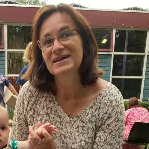 Auxiliaire de vie pour personnes âgées 