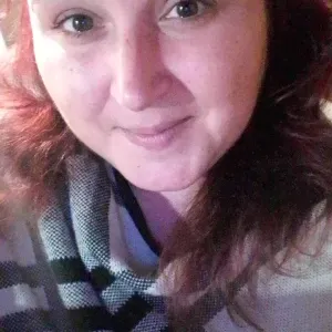 Babysitter com experiencia em Mafra