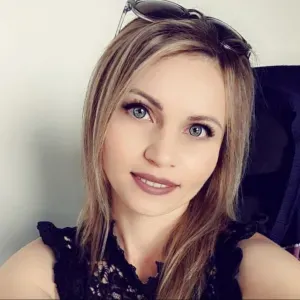 Îngrijire animale la mine sau la ele acasă. 