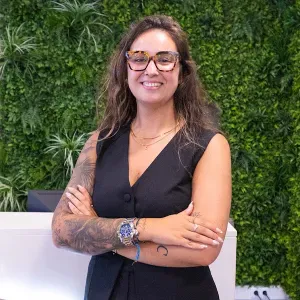 Oferta de emprego para uma empregada de limpeza em Santa ...