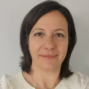 Babysitter tata neonati seria affidabile Pigneto Roma