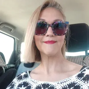 Empleada d hogar....cuidado d niños y trabajos d limpieza