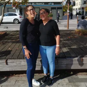 Femme de ménage  à domicile responsable chez les personnes 