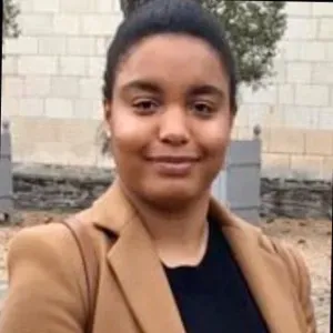Garde d'enfants et petsitter expérimentée à paris