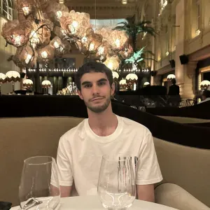 Baby sitter fiable et sérieux 