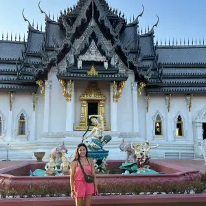 Baby sitter, nounou, joyeuse et créative 