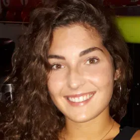 Baby-sitter dans l'Ouest de La Réunion