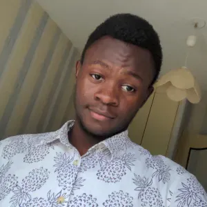 Agent de ménage responsable dans la métropole lilloise.