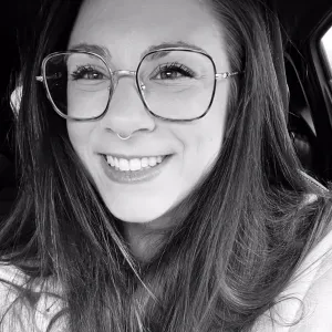 Aide à domicile ménage attentive dans les Yvelines et Troyes