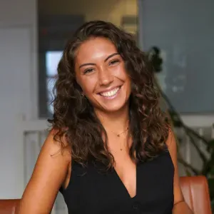 Jeune diplômée de confiance pour la garde de vos enfants