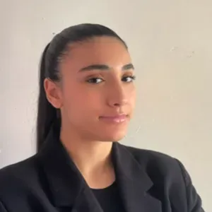 Baby-sitter expérimentée à Paris !