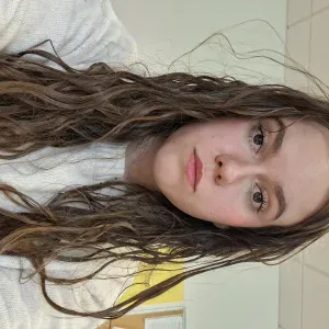 Baby-sitter à La rochelle pour l'ete