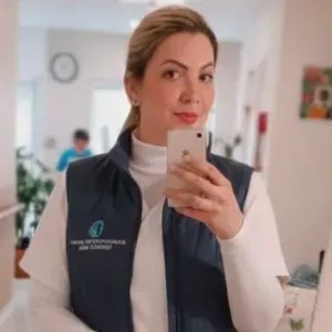 Auxiliaire de Vie á Paris - Aline 41 ans 