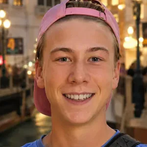 Jeune Peti-Sitter sérieux et motivé