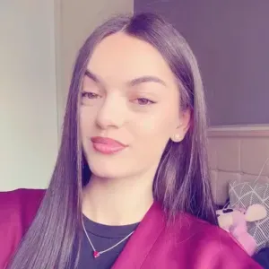 baby-sitter a bouguenais avec expérience 