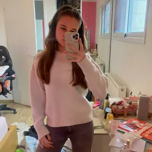 Étudiante au lycee avec de fortes capacités 