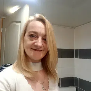 Aide ménagère à domicile Erquelinnes disponible