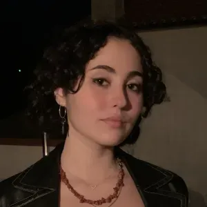 Garde d'enfants en français mais aussi en anglais