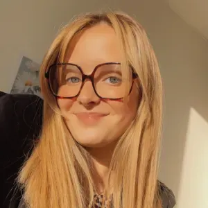 Disponible pour garder votre bout de choux