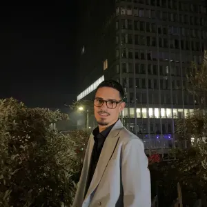 Aiuto scolastico nelle diverse lingue con metodi semplici.