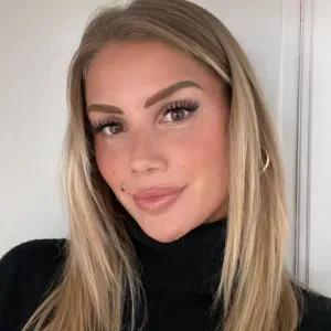 Baby-sitter expérimentée en France