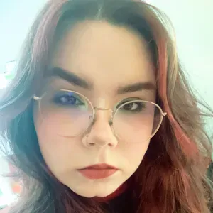 Uczciwa i pracowita studentka szuka pracy!