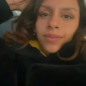 Niñera en Murcia, joven y alegre, con experiencia en niños.