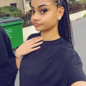  Johanny baby-sitter Paris.