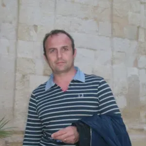 Cerco ospitalitá per i miei due cani per una settimana