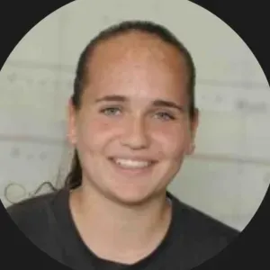 Baby-sitter dans Lorient Débutante