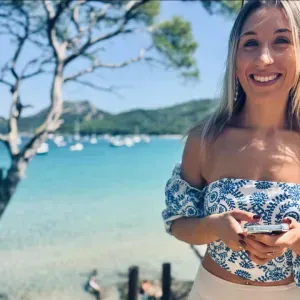 Emploi de baby-sitter Salernes