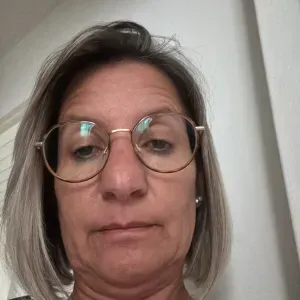 Femme de ménage efficace ponstuel et discrète 