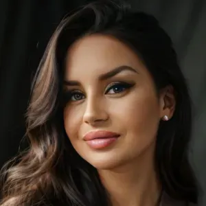 Cleaner/ Babysitter/ Housholdhelp