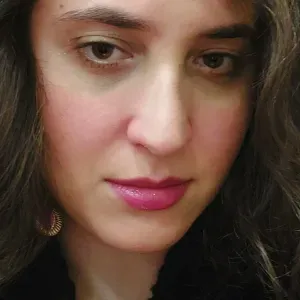 Babysitter con esperienza e disponibile 