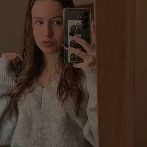 étudiante en recherche de petites tâches pour économiser 