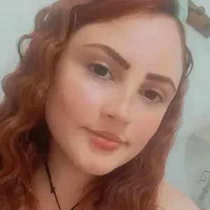 Cuidadora en Valencia comprensiva 