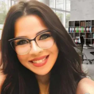 BABY-SITTER COM EXPERIÊNCIAS  EM CORROIOS LISBOA 