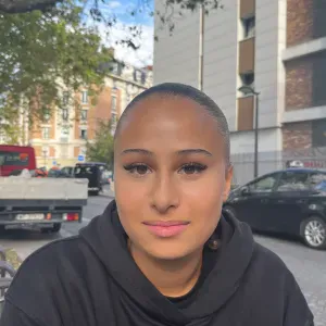 Baby sitter expérimentée à Paris 