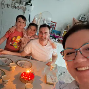 Je recherche une baby-sitter