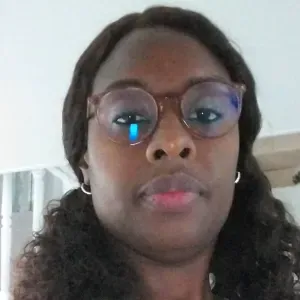 femme de ménage très motivé je serai effectué les tâches 