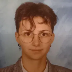 Etudiante sérieuse propose promenades et garde d'animaux