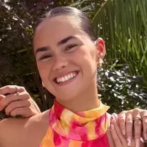 Émilie, motivée, dynamique, disponible