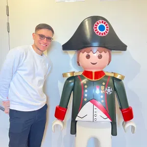 Baby-Sitter Créative et Dynamique Disponible