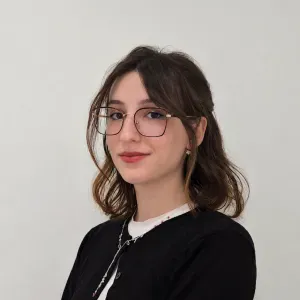 Babysitter à Paris - English, Português et Français