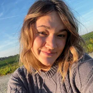 Liebevolle, zuverlässige Kinderbetreuerin