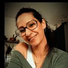 Disponible pour aider